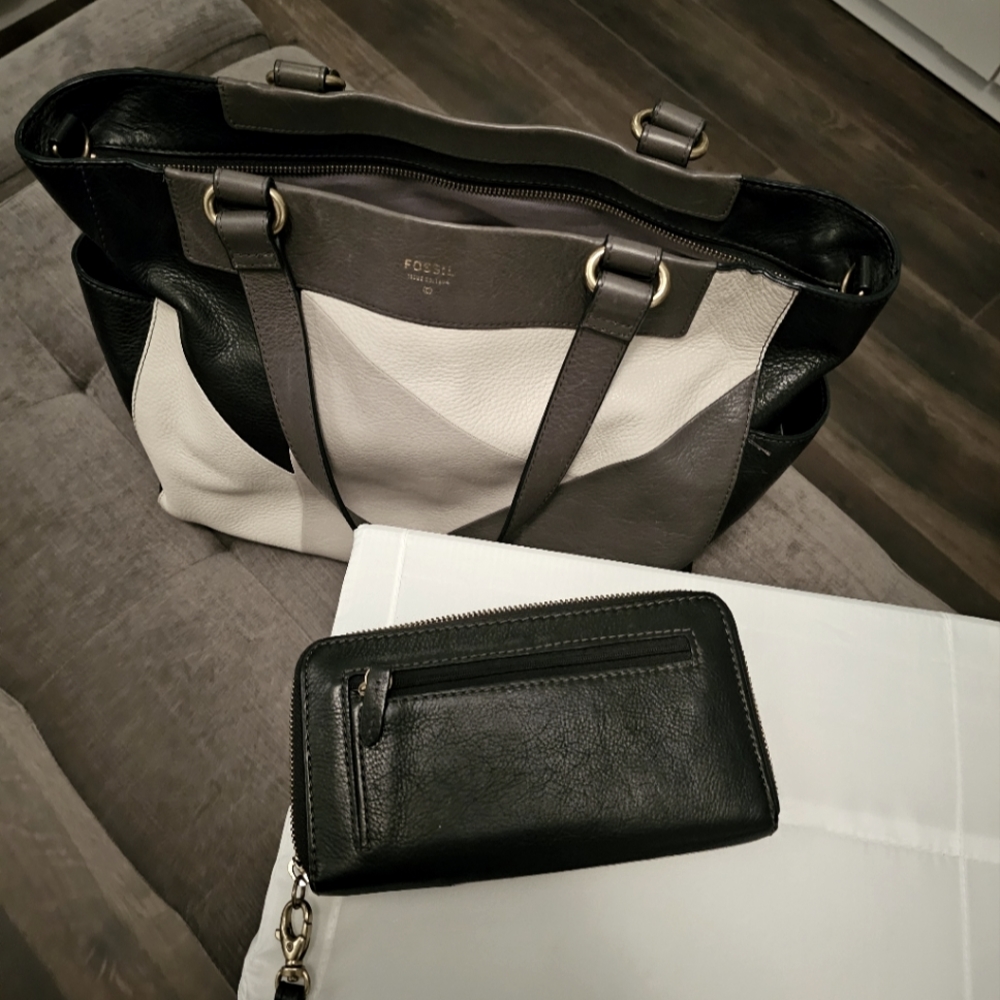 Fossil Handbag - Picture 3 of 7